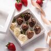 Клубника в шоколаде mini «Три шоколада» (9-12 ягод), изображение 3