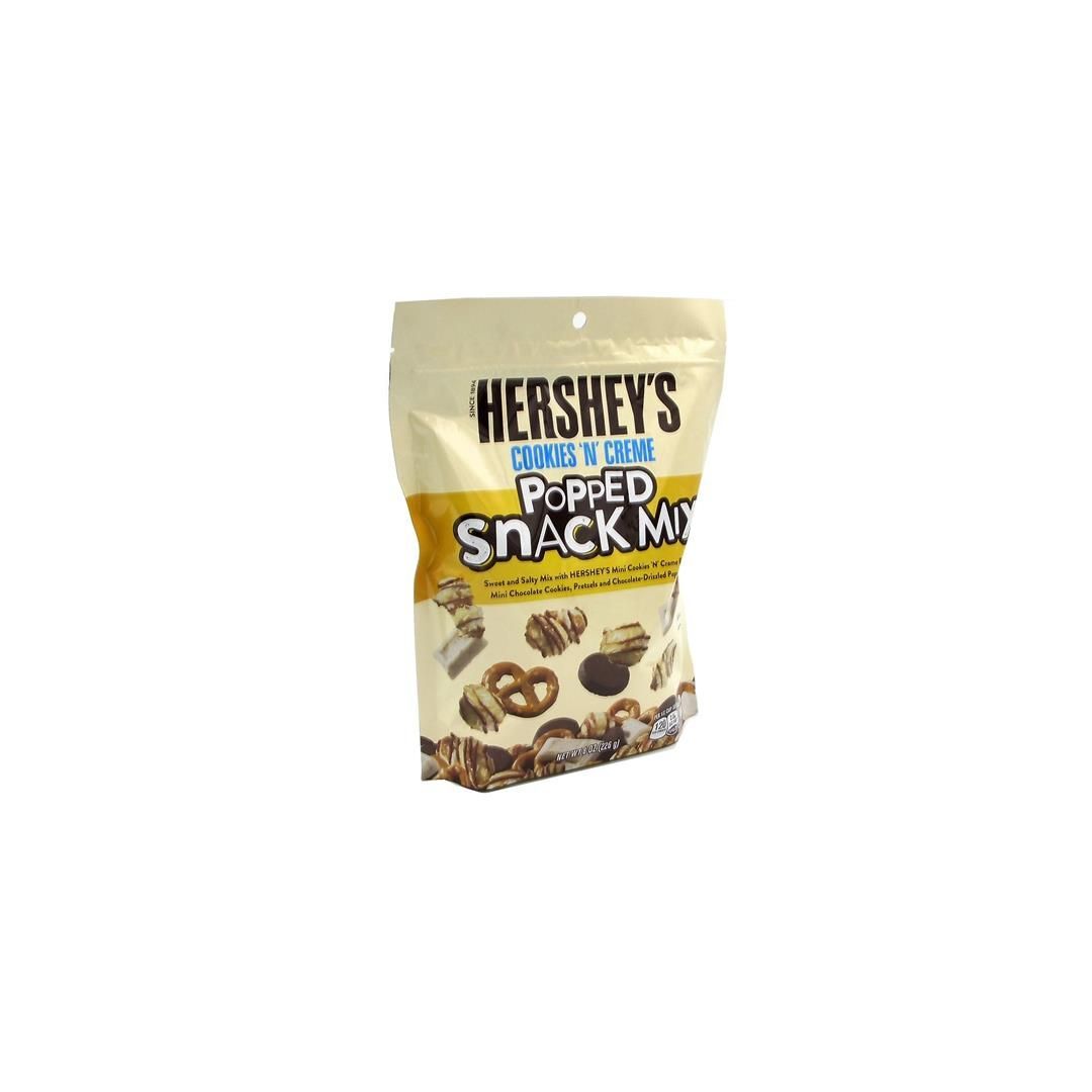 29Hershey_s_Popped_Snack_Mix_Pouch.jpeg
