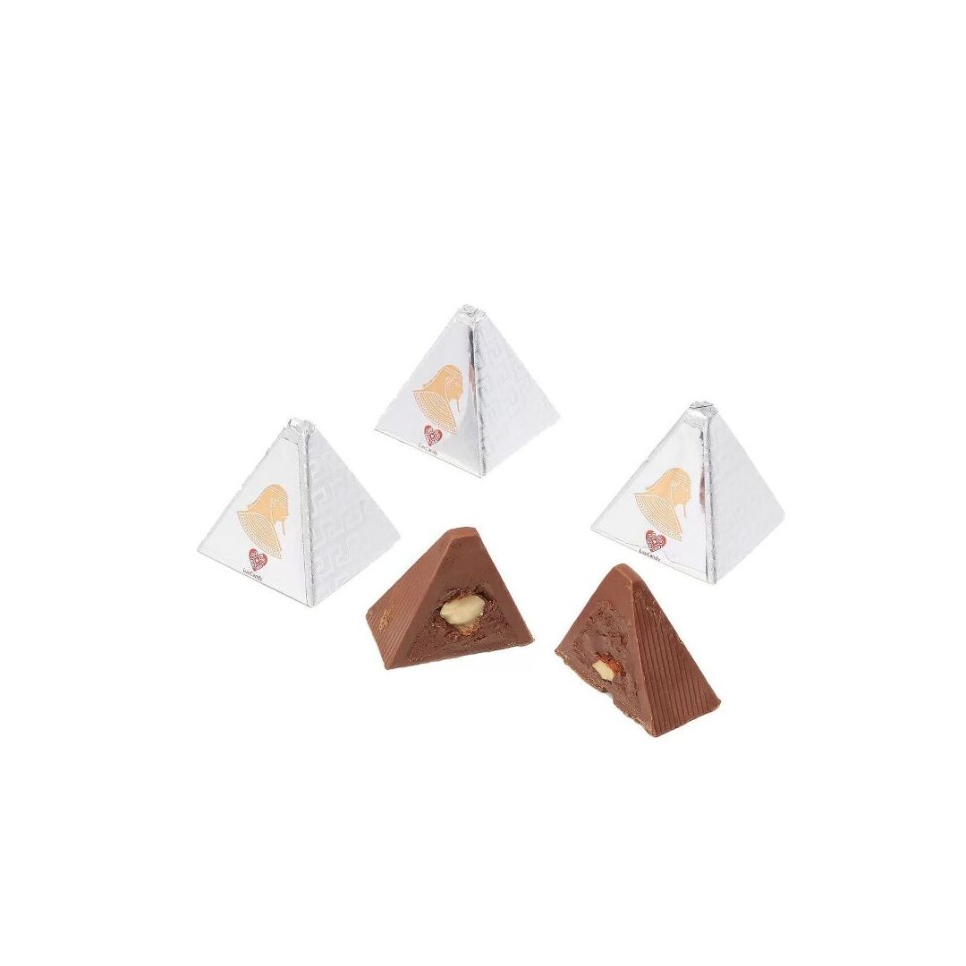 Конфеты LUX CANDY Pharaon молочный шоколад с начинкой лесной орех и цельным миндалем 480г, изображение 2