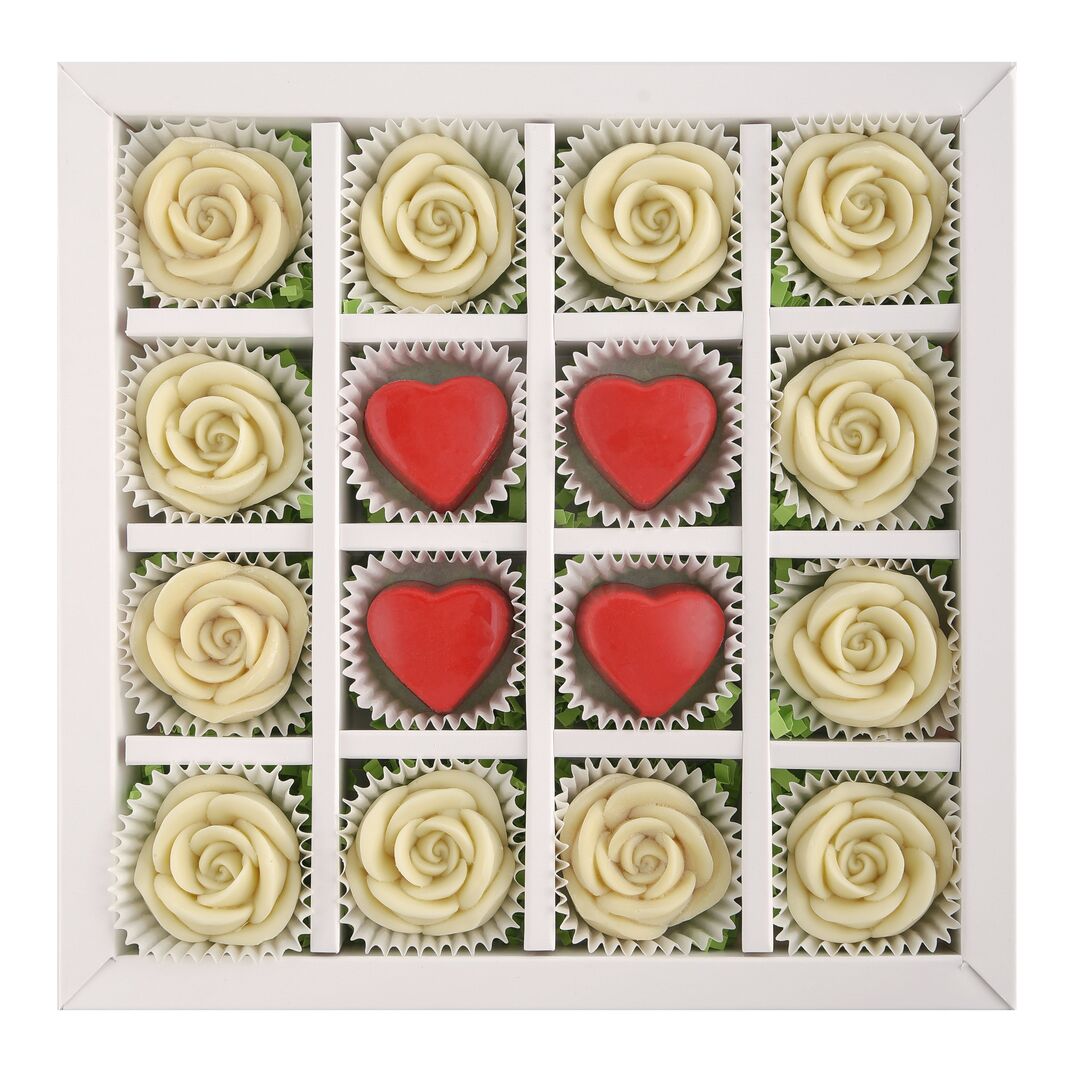 Подарочный набор шоколада B.O.G, белый шоколад ручной работы в виде роз и красных сердец, крафтовый, сладкий бокс, 16 шт.  B.O.G, изображение 6