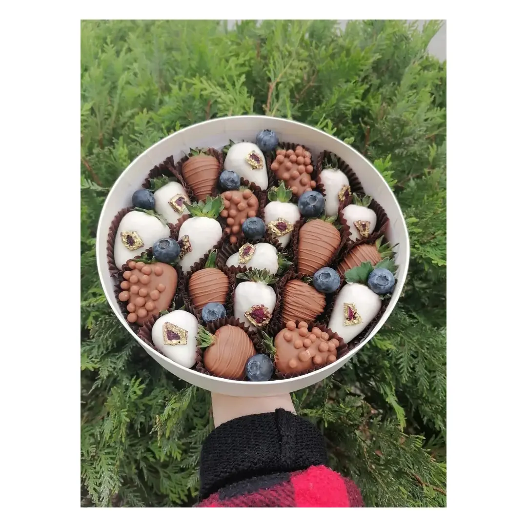 Клубника в шоколаде. Подарок на день рождения. Сладкий набор., изображение 3