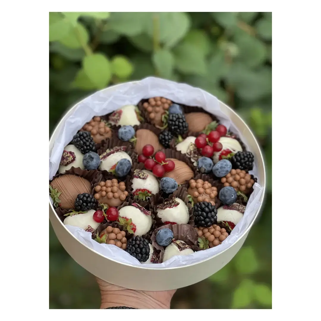 Клубника в шоколаде. Подарок на день рождения. Сладкий набор., изображение 4