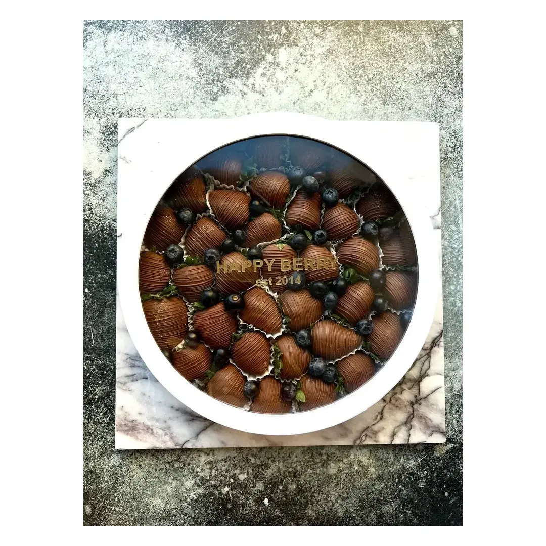 Подарочный набор клубника в молочном шоколаде, голубика Classic Happy Berry ( размер L), изображение 2