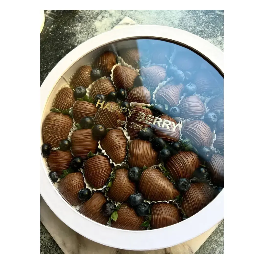 Подарочный набор клубника в молочном шоколаде, голубика Classic Happy Berry ( размер L), изображение 7