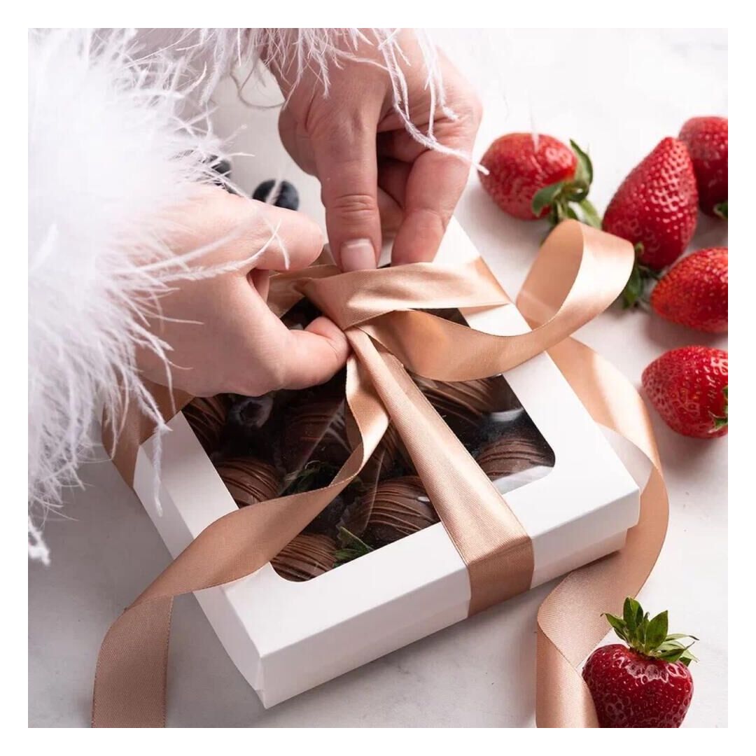 Клубника в шоколаде «Blueberry» (9-12 ягод), изображение 4