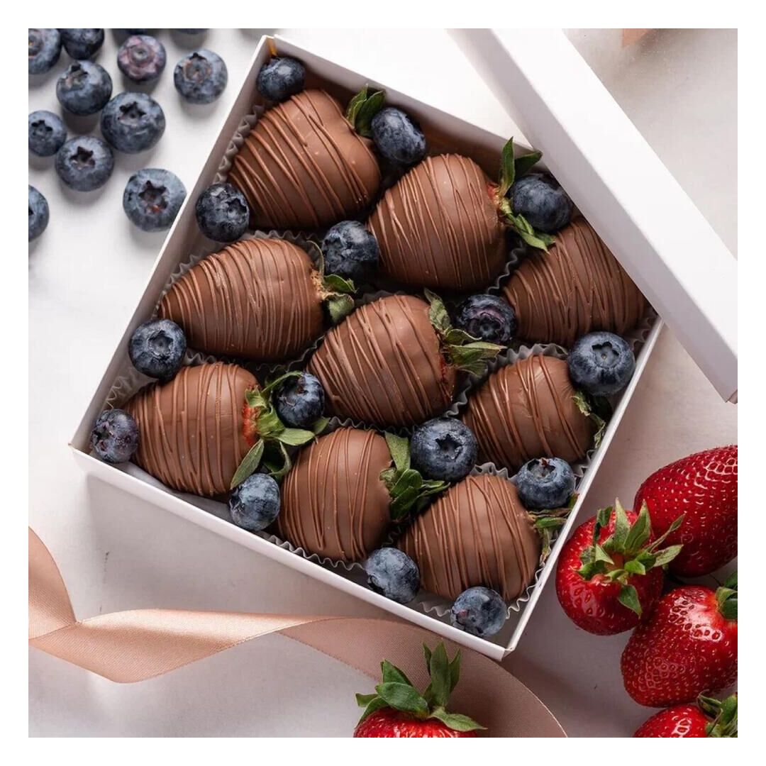 Клубника в шоколаде «Blueberry» (9-12 ягод), изображение 3