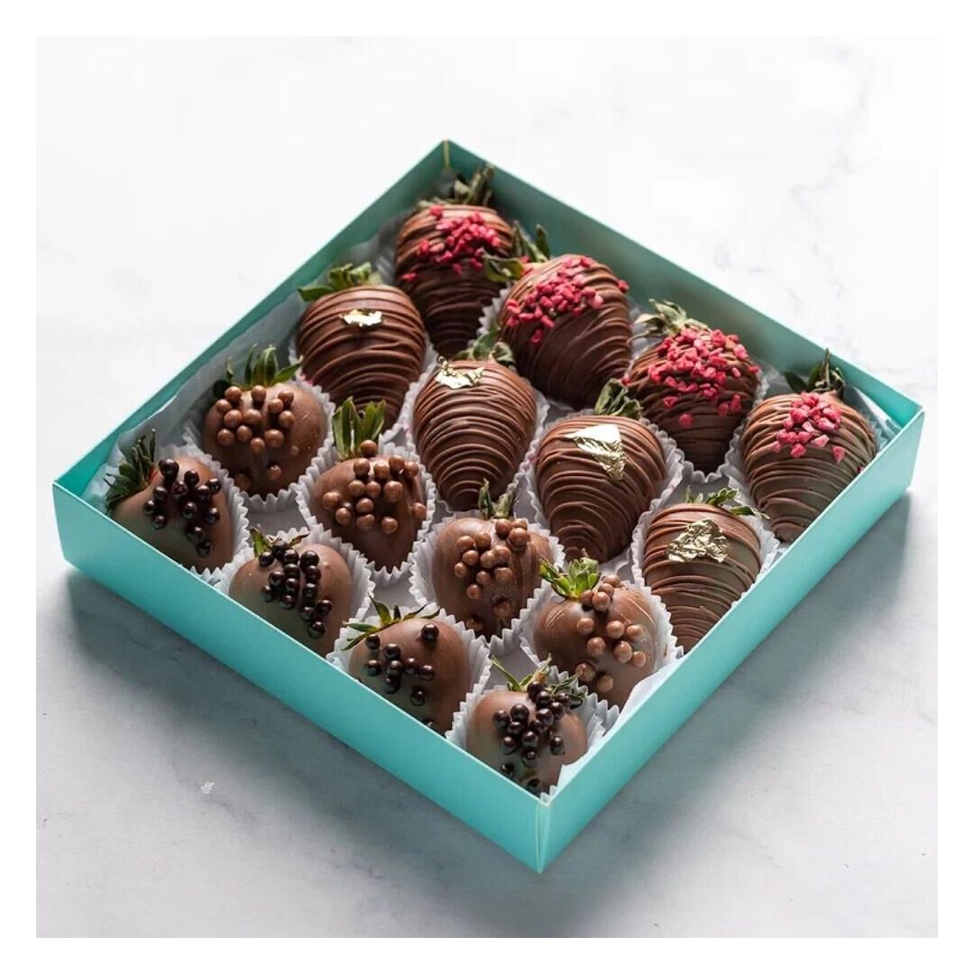 Клубника в шоколаде Present (16-20 ягод), изображение 6