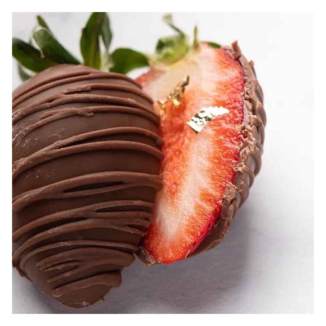 Клубника в шоколаде mini «Три шоколада» (9-12 ягод), изображение 6