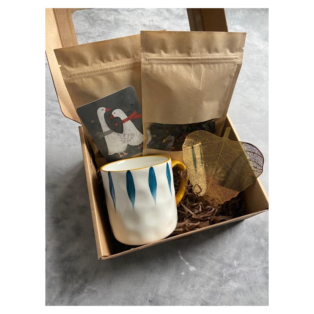 Подарочный набор с керамической кружкой и чаем, изображение 4