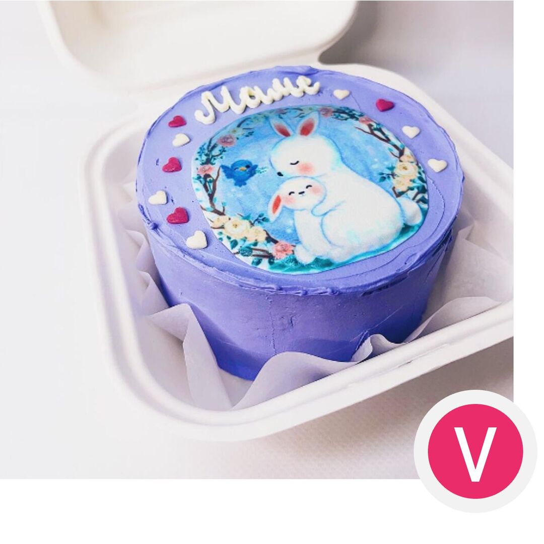 Бенто-торт "Любимой Маме" от Кондитерской VO. Начинка: красный бархат клубника., изображение 2