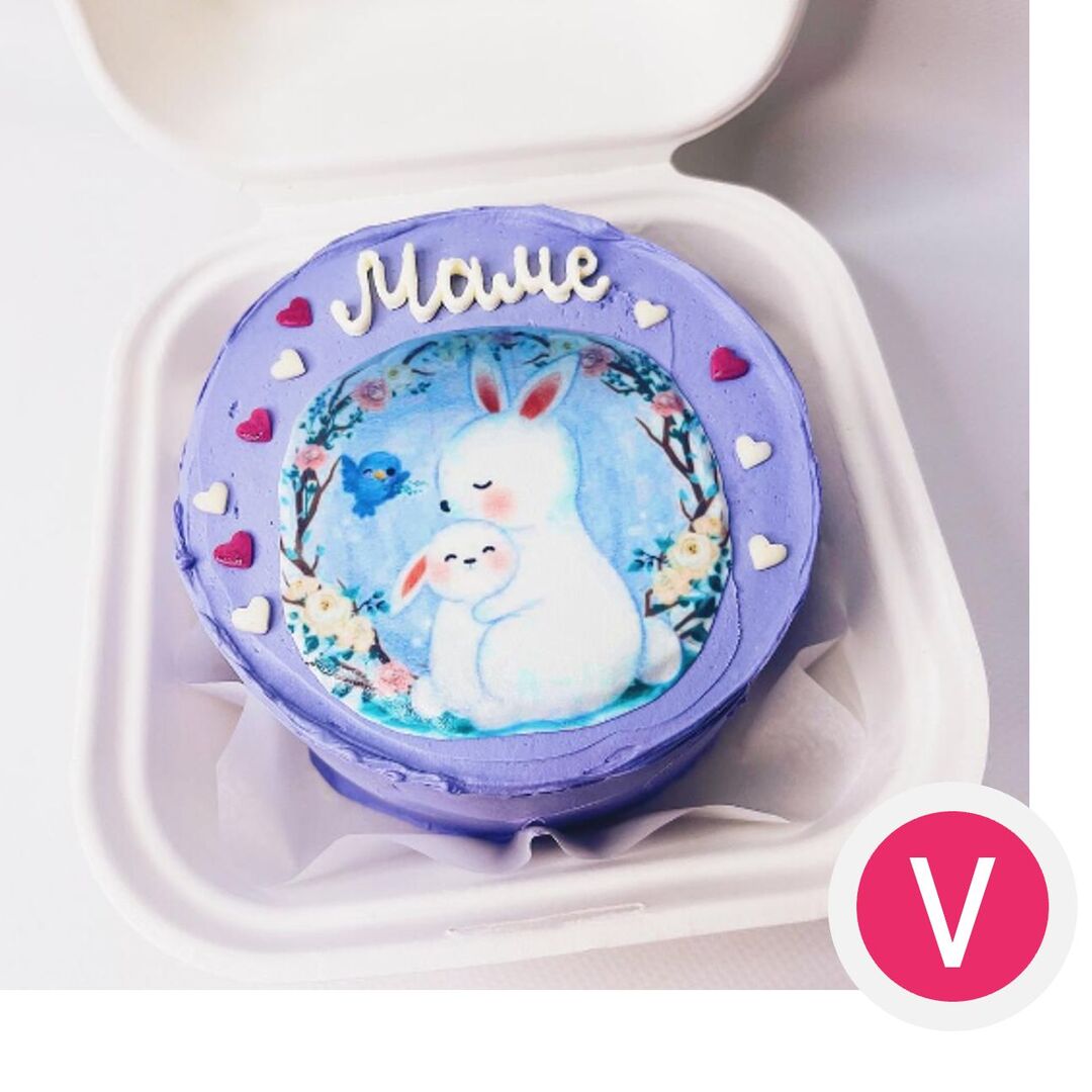 Бенто-торт "Любимой Маме" от Кондитерской VO. Начинка: красный бархат клубника., изображение 3