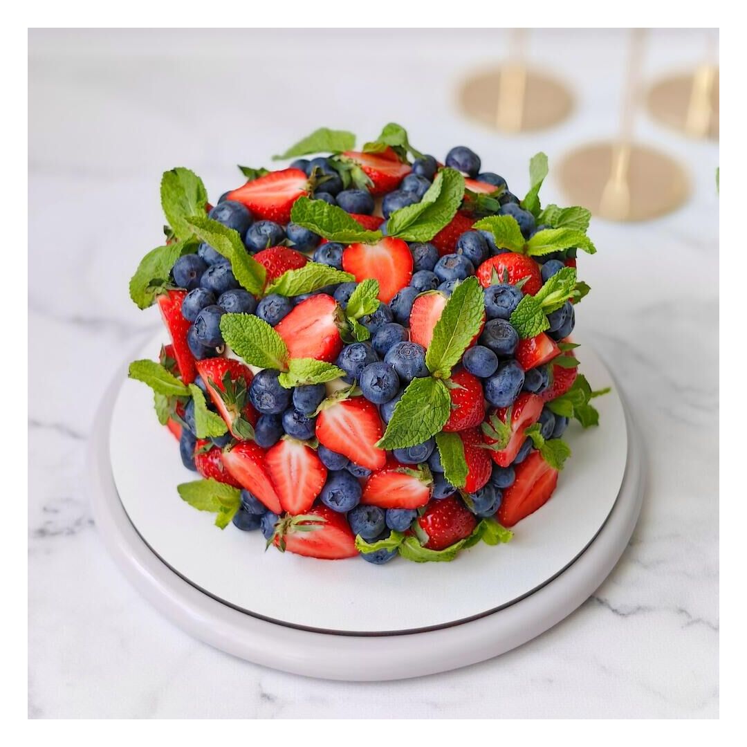 Мега ягодный торт 2 кг, изображение 3