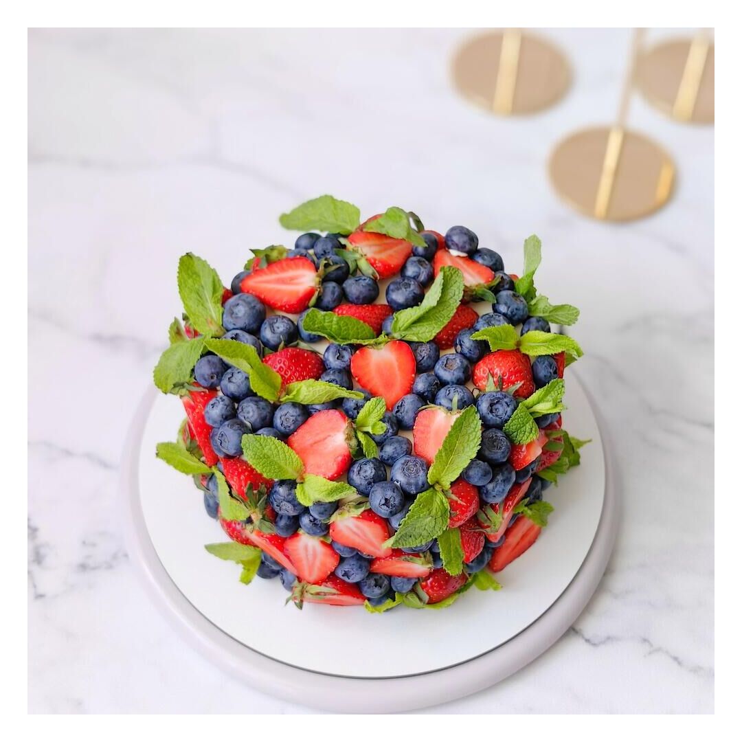 Мега ягодный торт 2 кг, изображение 2