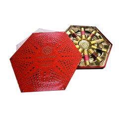 Конфеты GOLDEN DESSERT шоколадные ассорти "Шестигранник" 220г