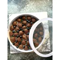 Подарочный набор клубника в молочном шоколаде, голубика Classic Happy Berry ( размер L)