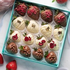 Клубника в шоколаде Milky (16-24 ягод)